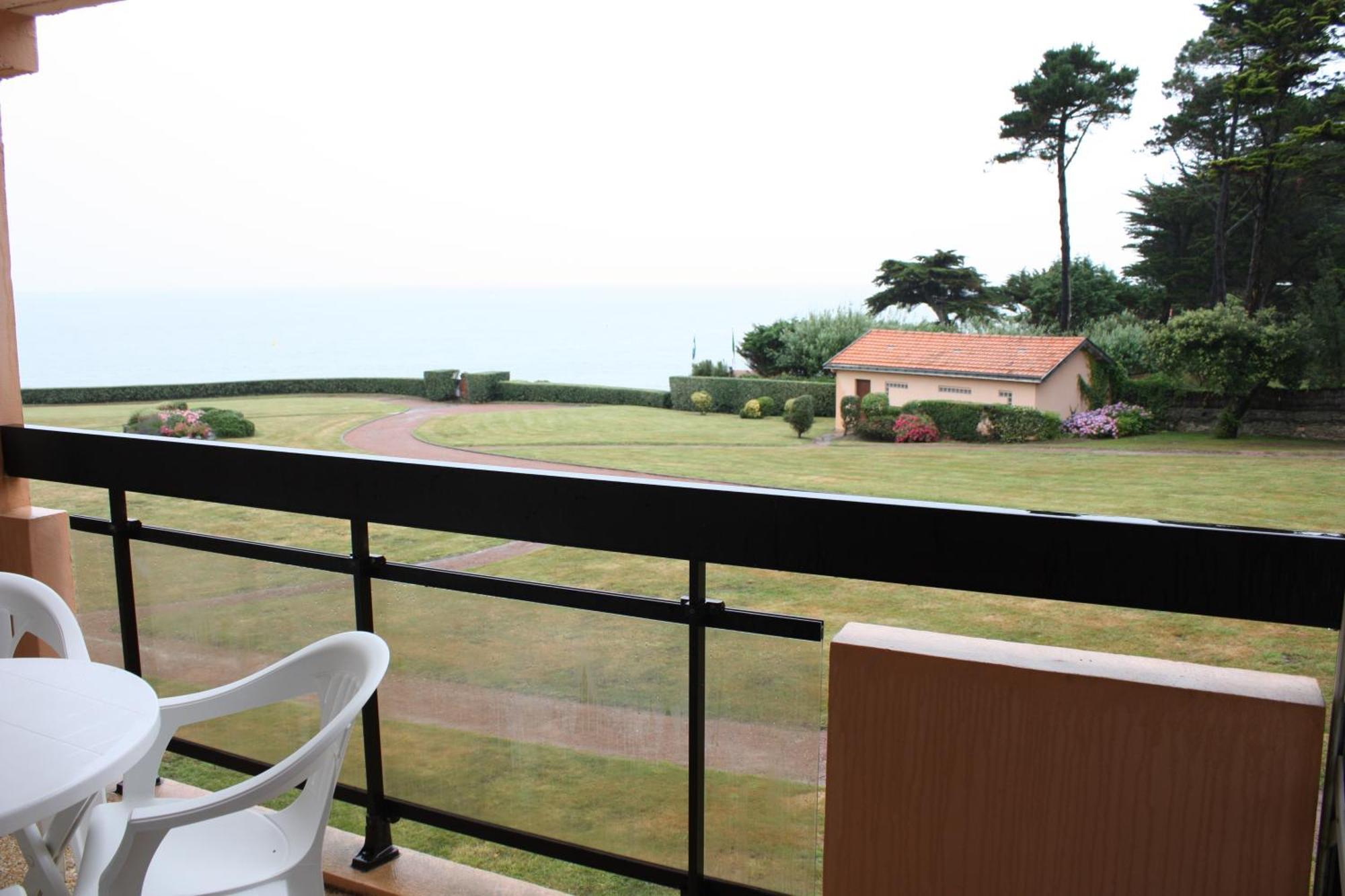 Appartement Vue Mer. A 40M De La Plage. 포르닉 외부 사진